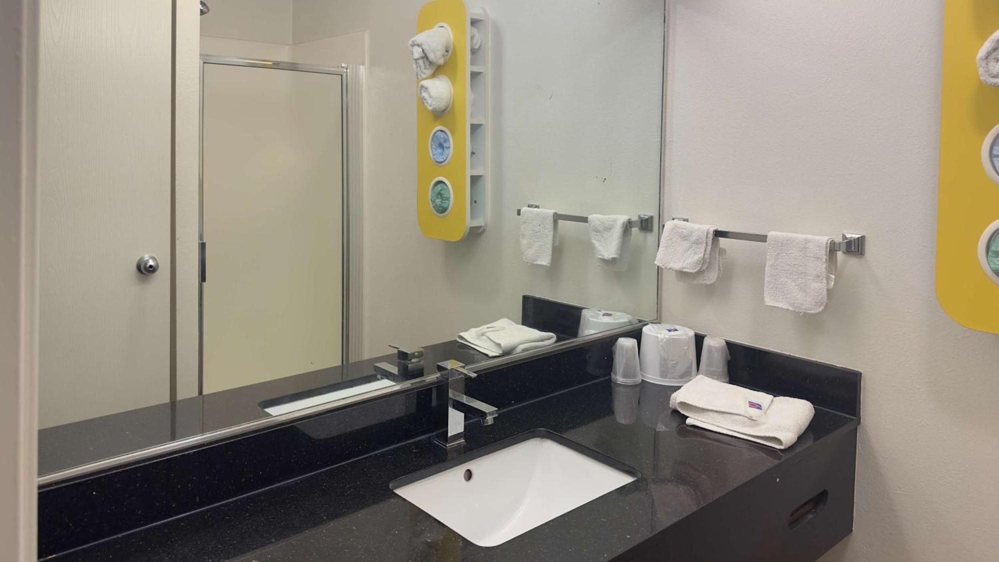 Motel 6-Waterloo, Ia Luaran gambar