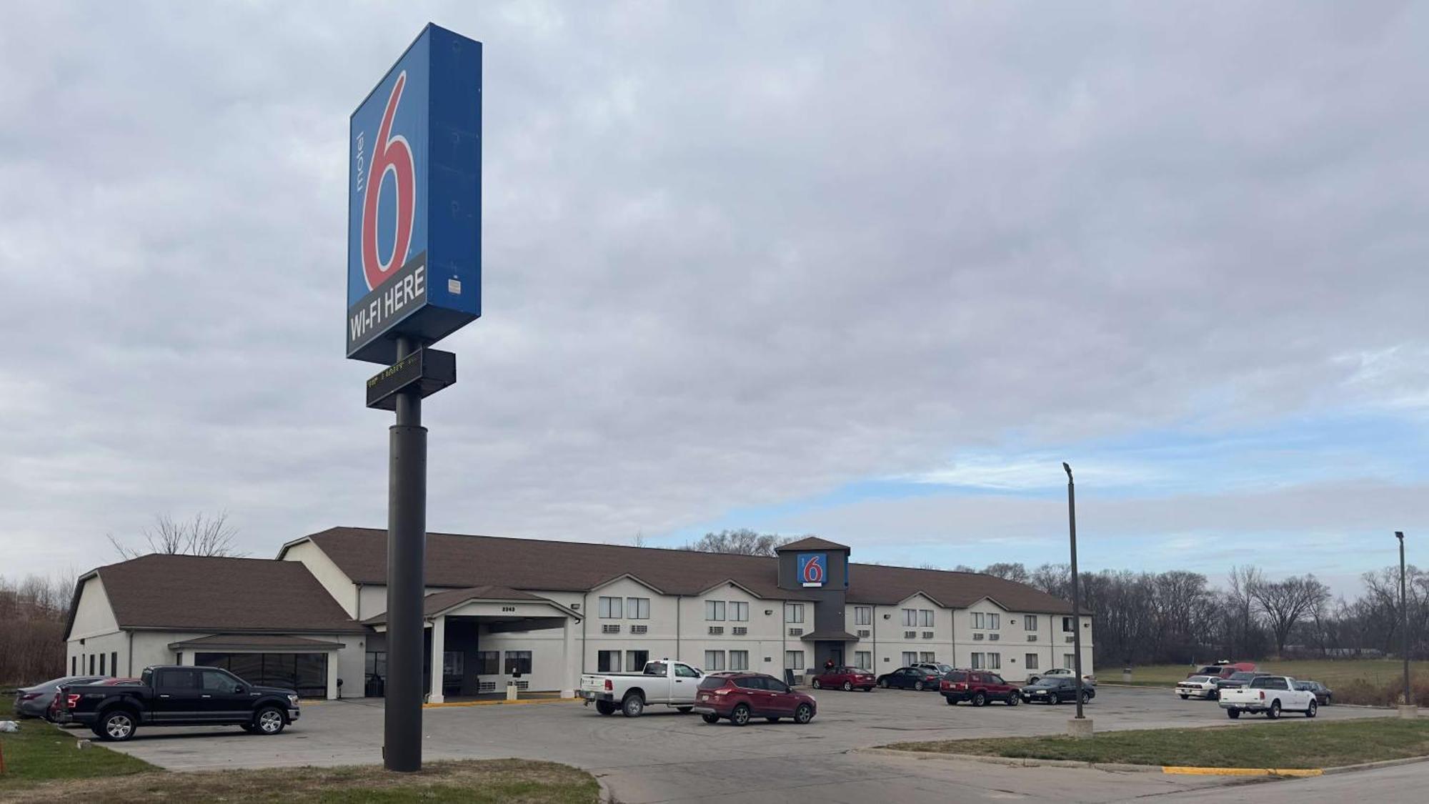 Motel 6-Waterloo, Ia Luaran gambar