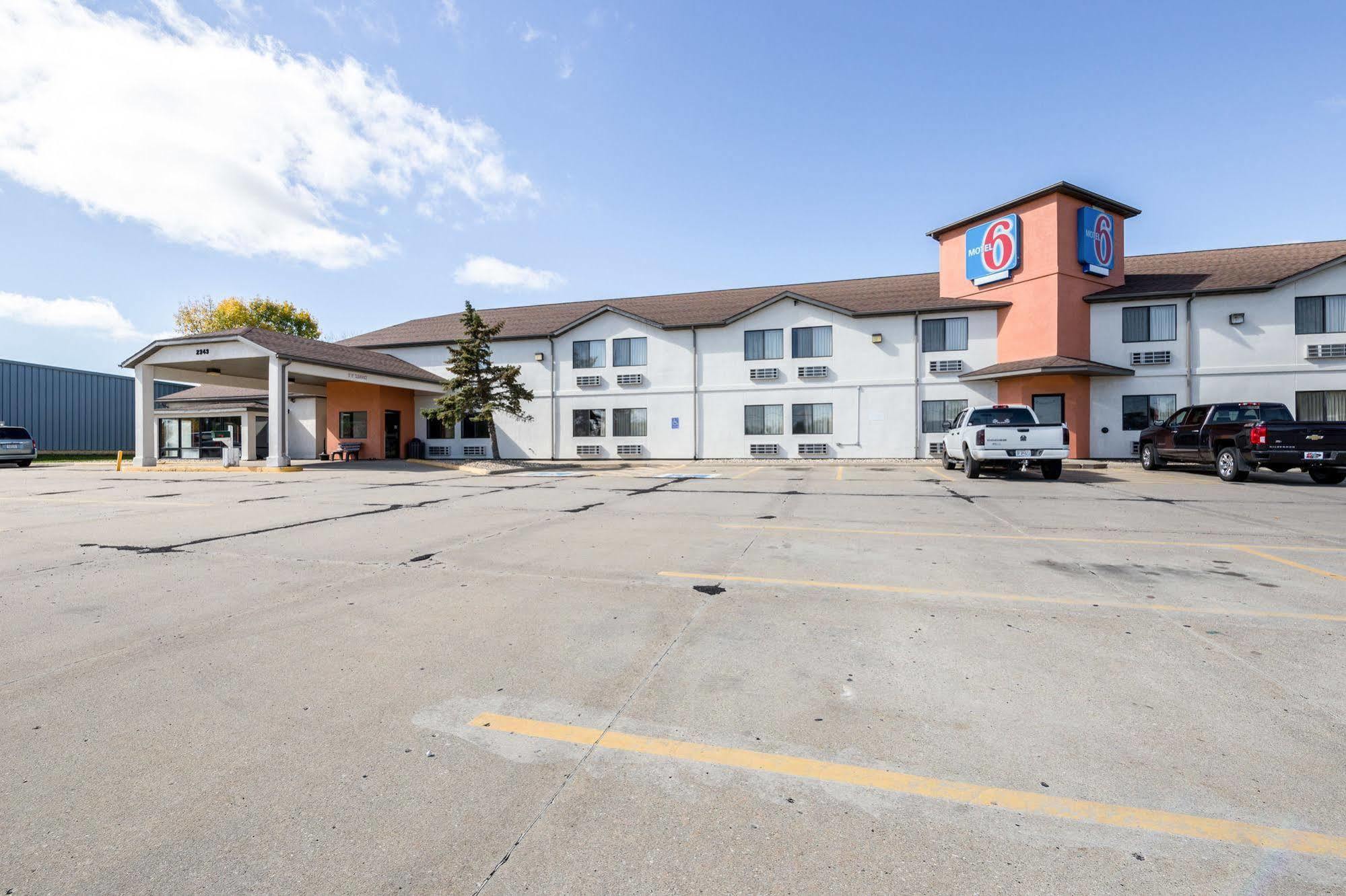 Motel 6-Waterloo, Ia Luaran gambar