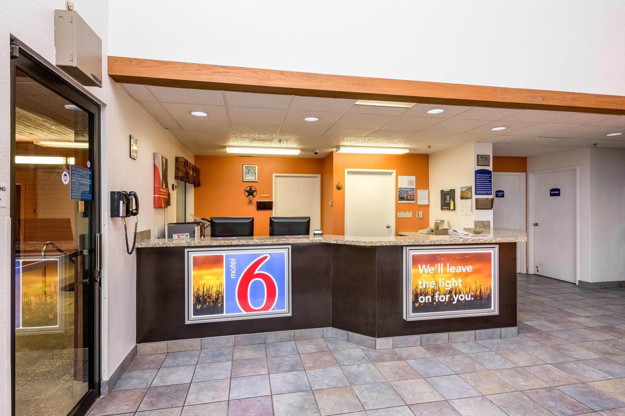 Motel 6-Waterloo, Ia Luaran gambar