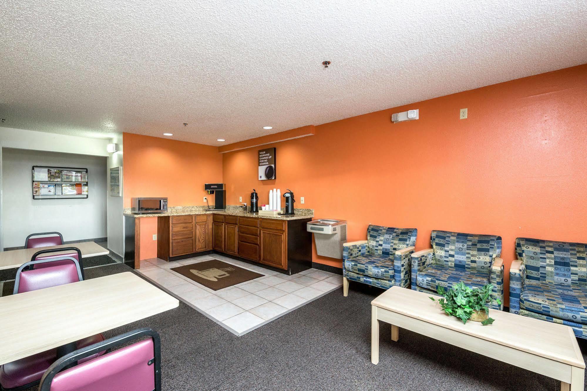 Motel 6-Waterloo, Ia Luaran gambar