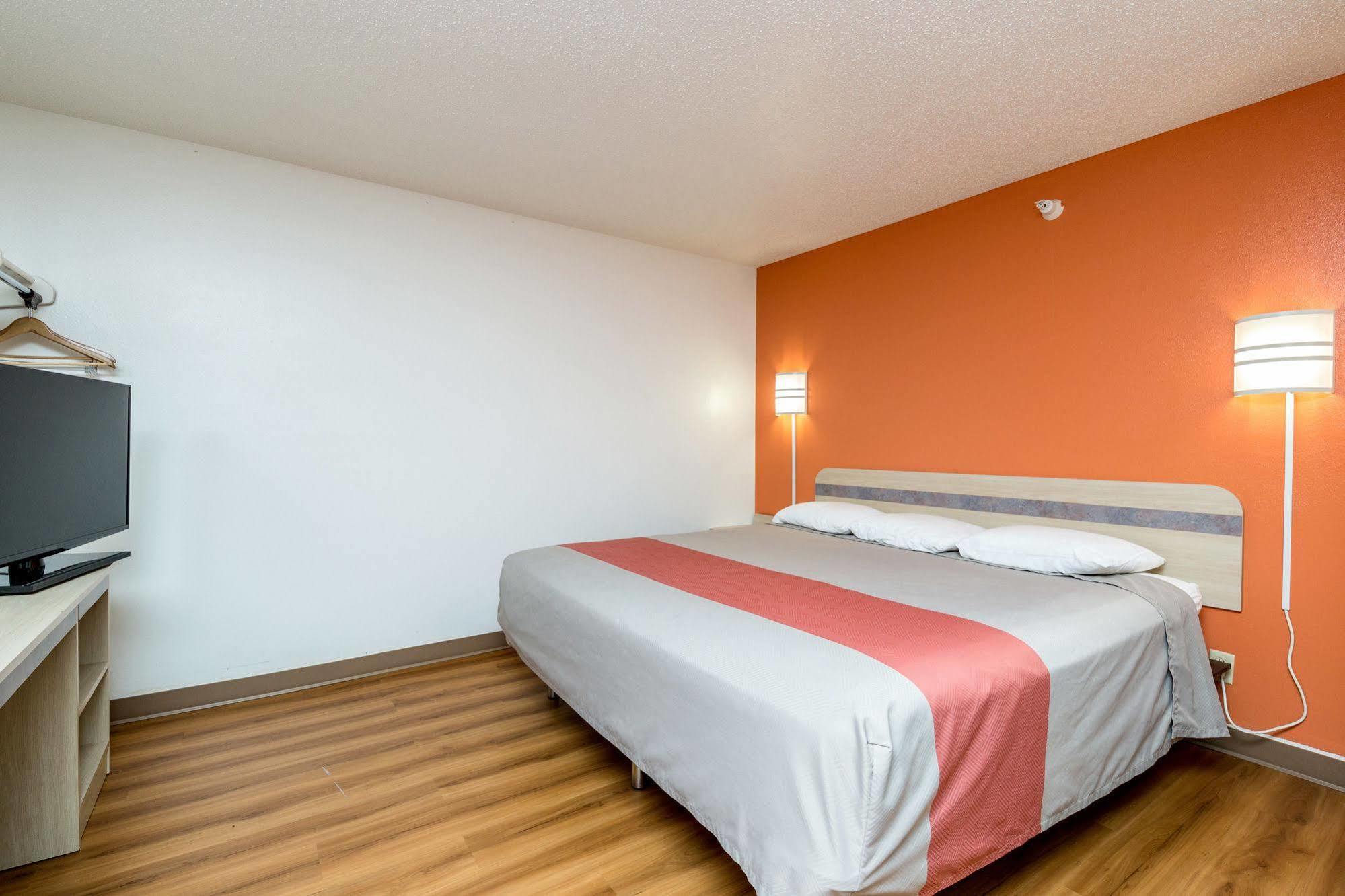 Motel 6-Waterloo, Ia Luaran gambar